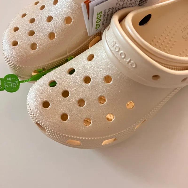 Сабо женские Crocs Classic Platform Shimmer Clog M9W11 р. 42 27 см Vanilla (208590) - фото 6