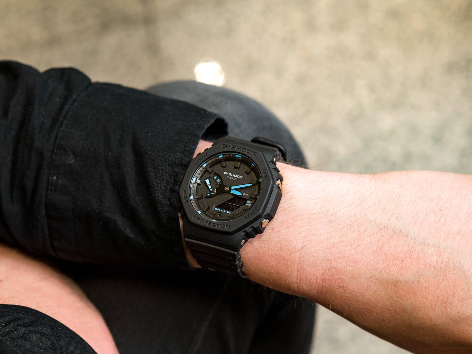 Часы Casio G-SHOCK GA-2100-1A2ER Neon Accent Series (1511) - фото 3