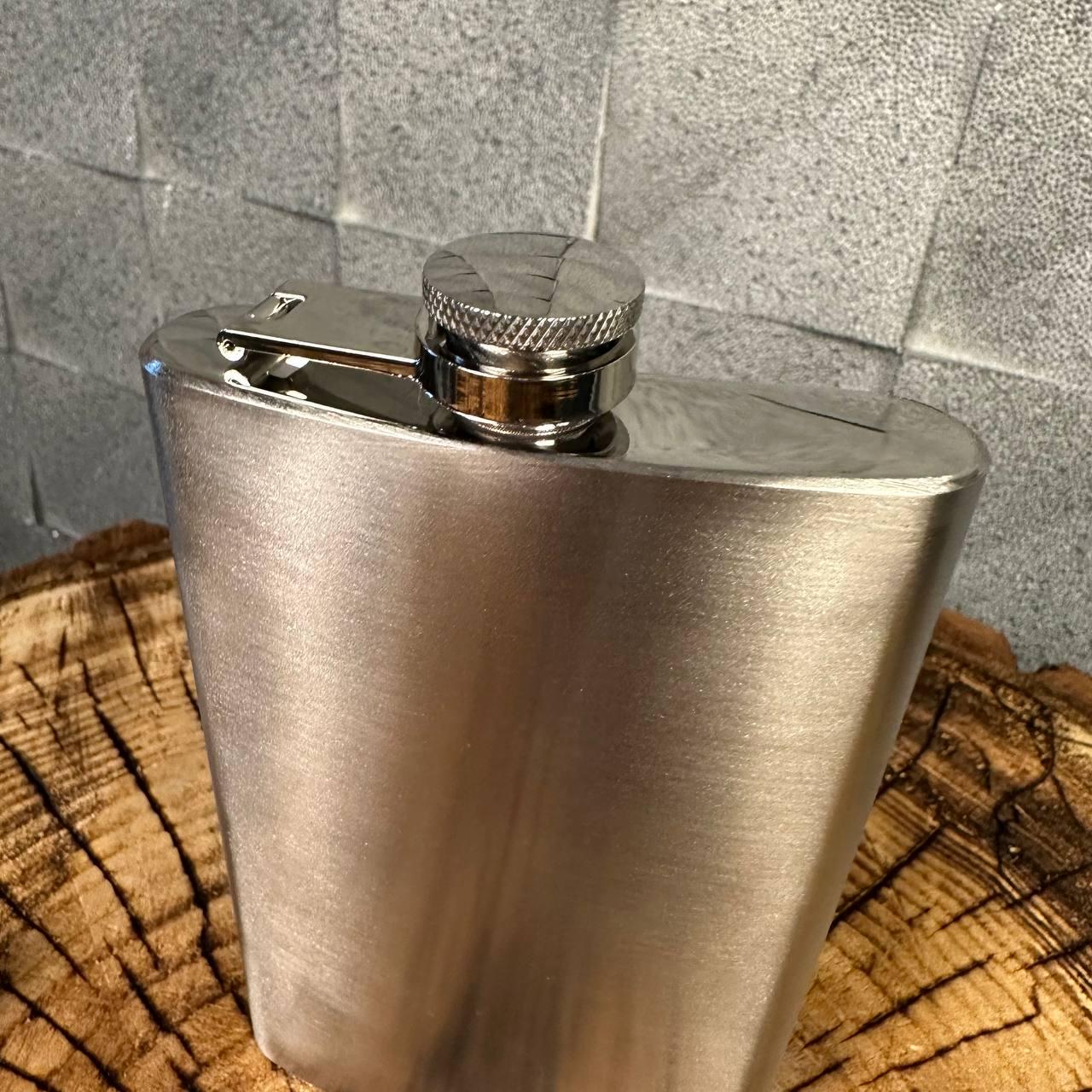 Фляга карманная нержавеющая для алкоголя под гравировку (61049) - фото 3 Фляга карманная нержавеющая для алкоголя под гравировку (61049) - фото 3