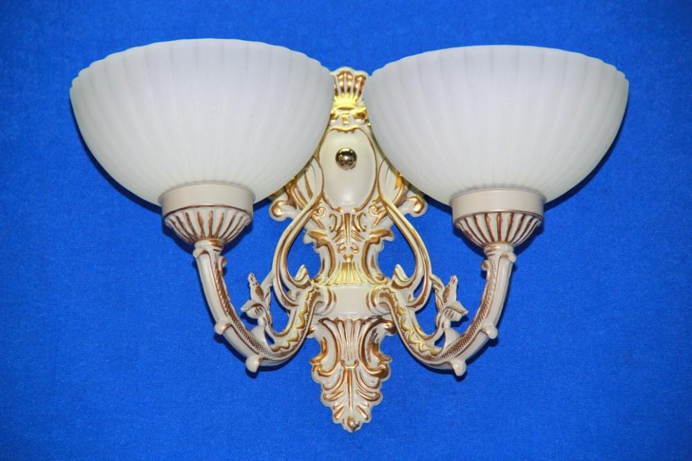 Бра с плафонами Ray B29143/2W Молочный (IR005216)