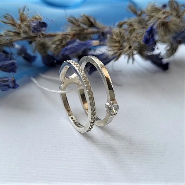 Кольцо женское из серебра Дорожка двойное вставка кубического циркония 925 проба р. 15 2,01 г (1014)