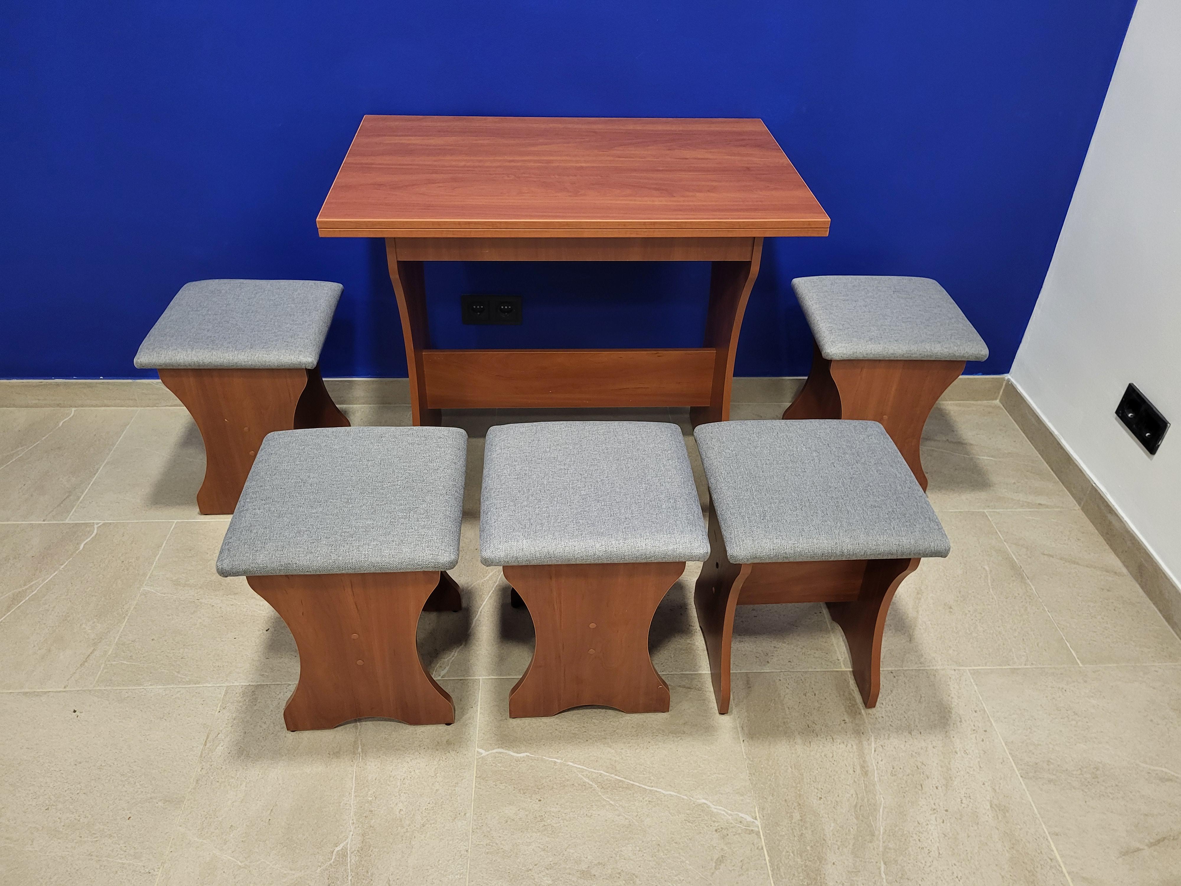 Стол раскладной и 5 табуретов Семейный Яблоня/Сильвер (S5T-Y-S)