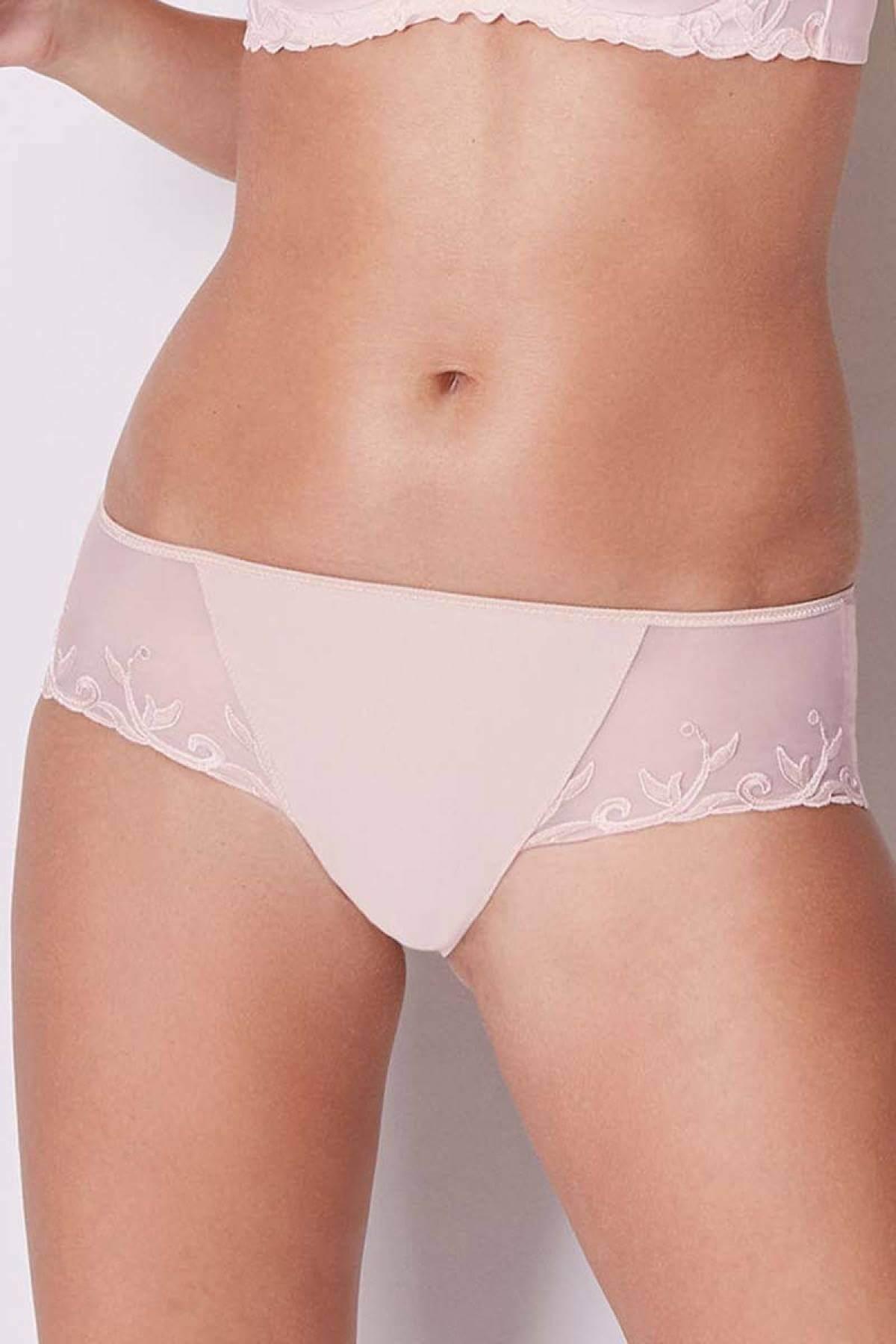 Труси шортики Simone Perele 3 пудровий (131637пудра) Труси шортики Simone Perele 3 пудровий (131637пудра)