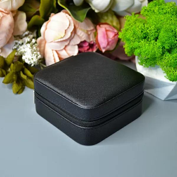 Скринька для прикрас маленький 10х10х5 см Чорний (AD-2225) - фото 5 Скринька для прикрас маленький 10х10х5 см Чорний (AD-2225) - фото 5