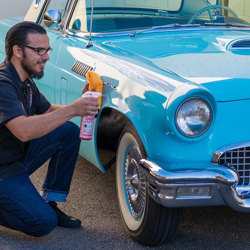 Квік-детейлер для очищення та блиску Chemical Guys Speed Wipe Spray Gloss & Quick Deatailer з ароматом вишні 473 мл - фото 2 Квік-детейлер для очищення та блиску Chemical Guys Speed Wipe Spray Gloss & Quick Deatailer з ароматом вишні 473 мл - фото 2