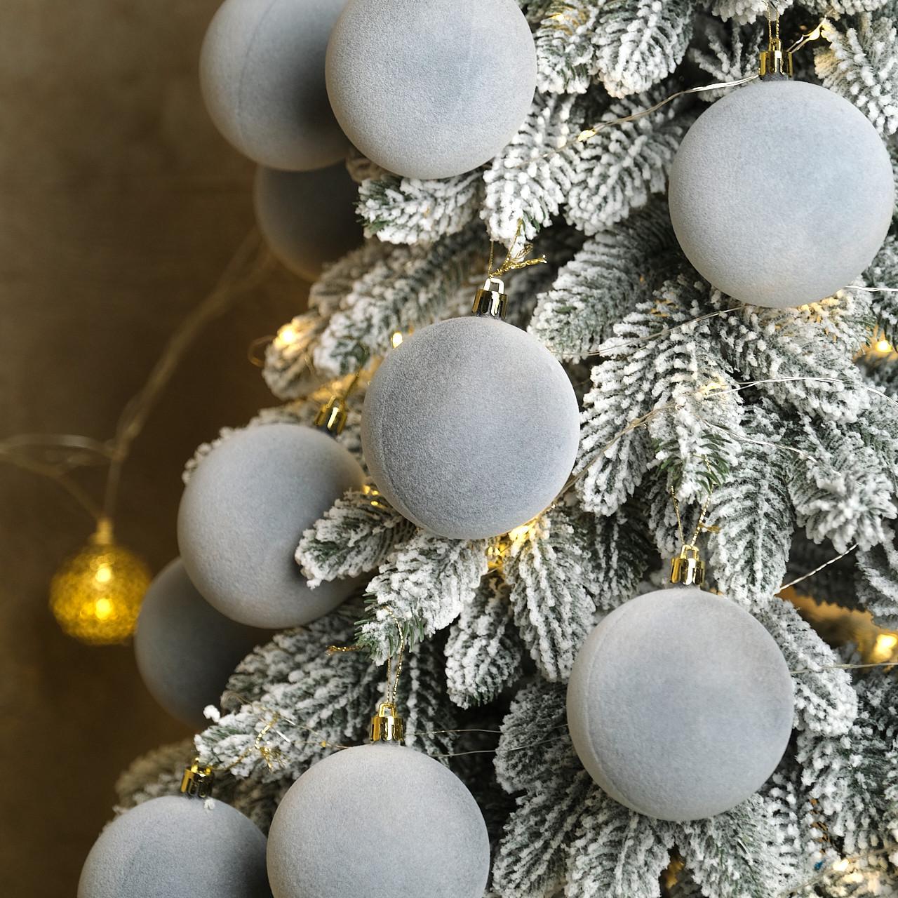 Набор новогодних шаров Бархат D-8 см 18 шт. Серый - фото 2 Набор новогодних шаров Бархат D-8 см 18 шт. Серый - фото 2