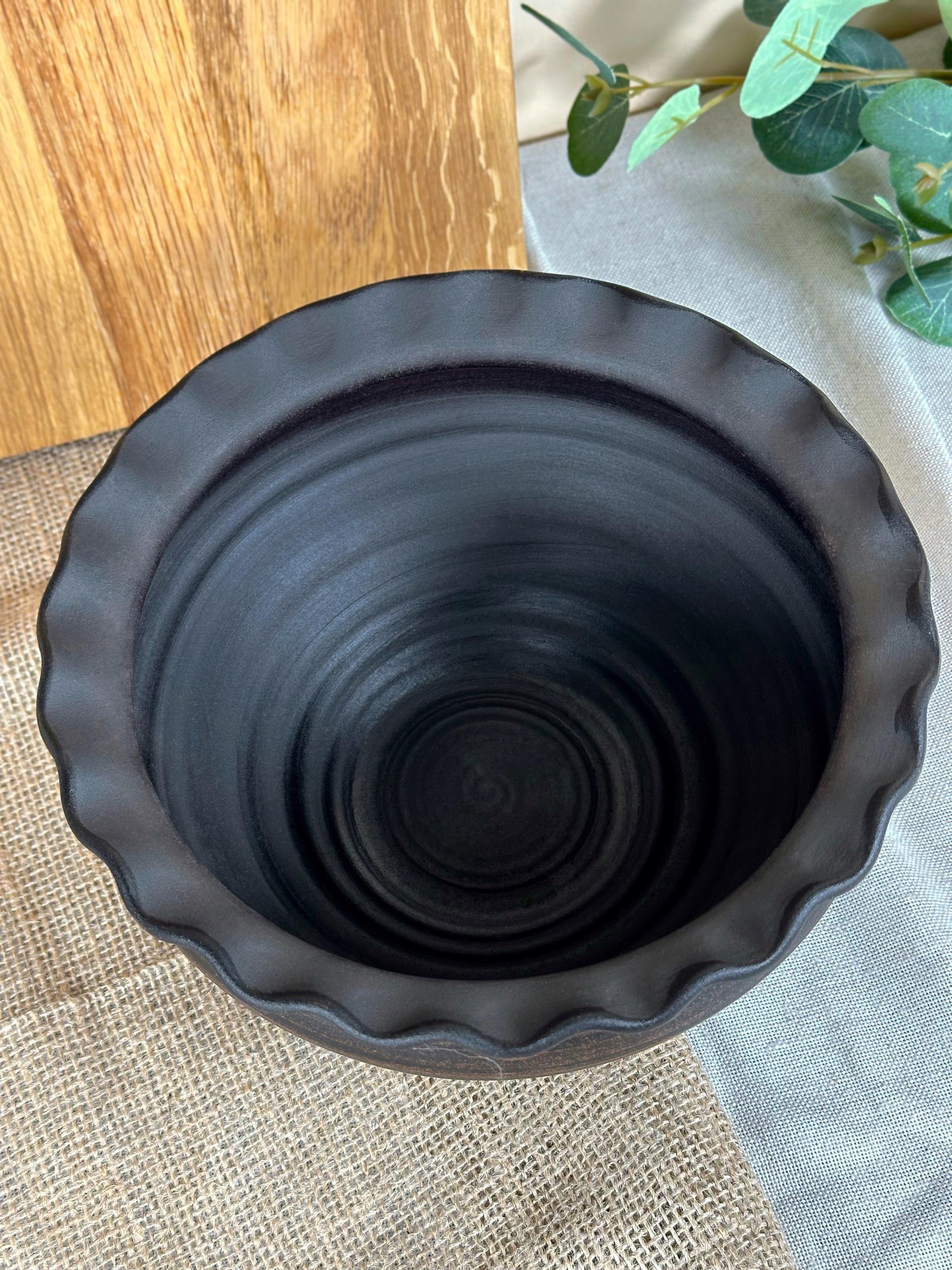 Макитра волна глиняная Гражда Гладка 2,5 л (13003-46) - фото 7 Макитра волна глиняная Гражда Гладка 2,5 л (13003-46) - фото 7