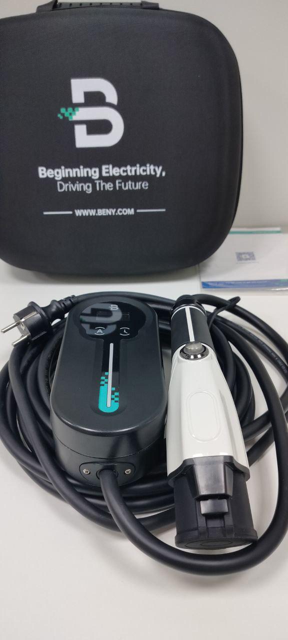 Зарядное устройство для электромобиля 3,7 кВт 16А OLED экран Type1 (J1772) - фото 12 Зарядное устройство для электромобиля 3,7 кВт 16А OLED экран Type1 (J1772) - фото 12