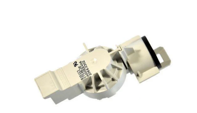 Датчик уровня воды к посудомоечной машинке Electrolux (140000554083) Датчик уровня воды к посудомоечной машинке Electrolux (140000554083)