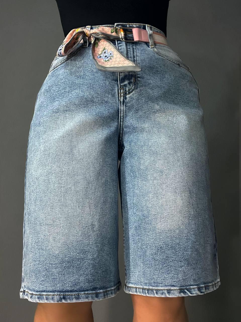 Шорты женские джинсовые Moss 512 бермуды удлинены с розовым поясом р. 28 78 см 110 см Голубой/Розовый