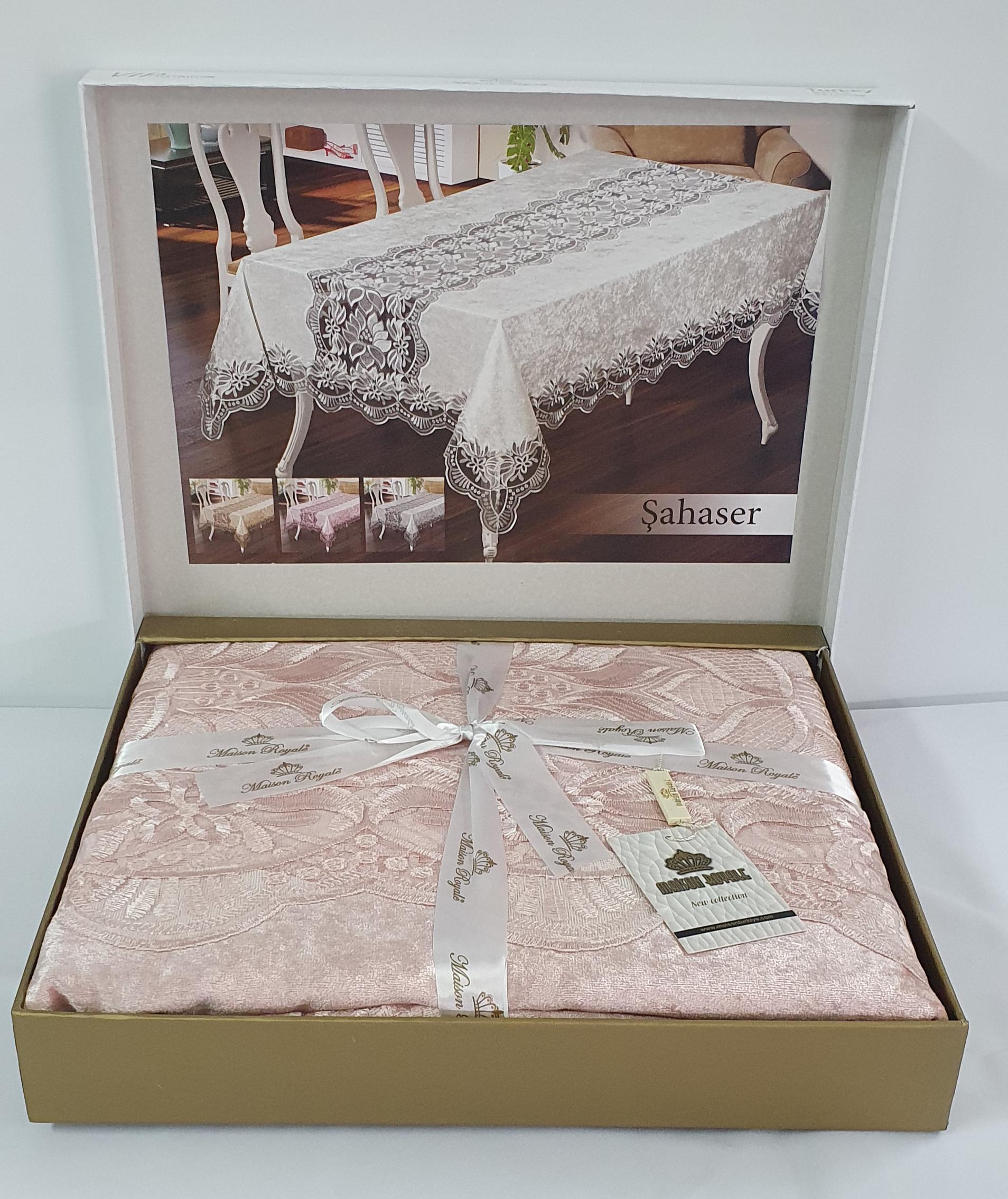 Скатерть велюровая Maison Royale 160x220 Sahaser Powder (01MR51P160220K03)