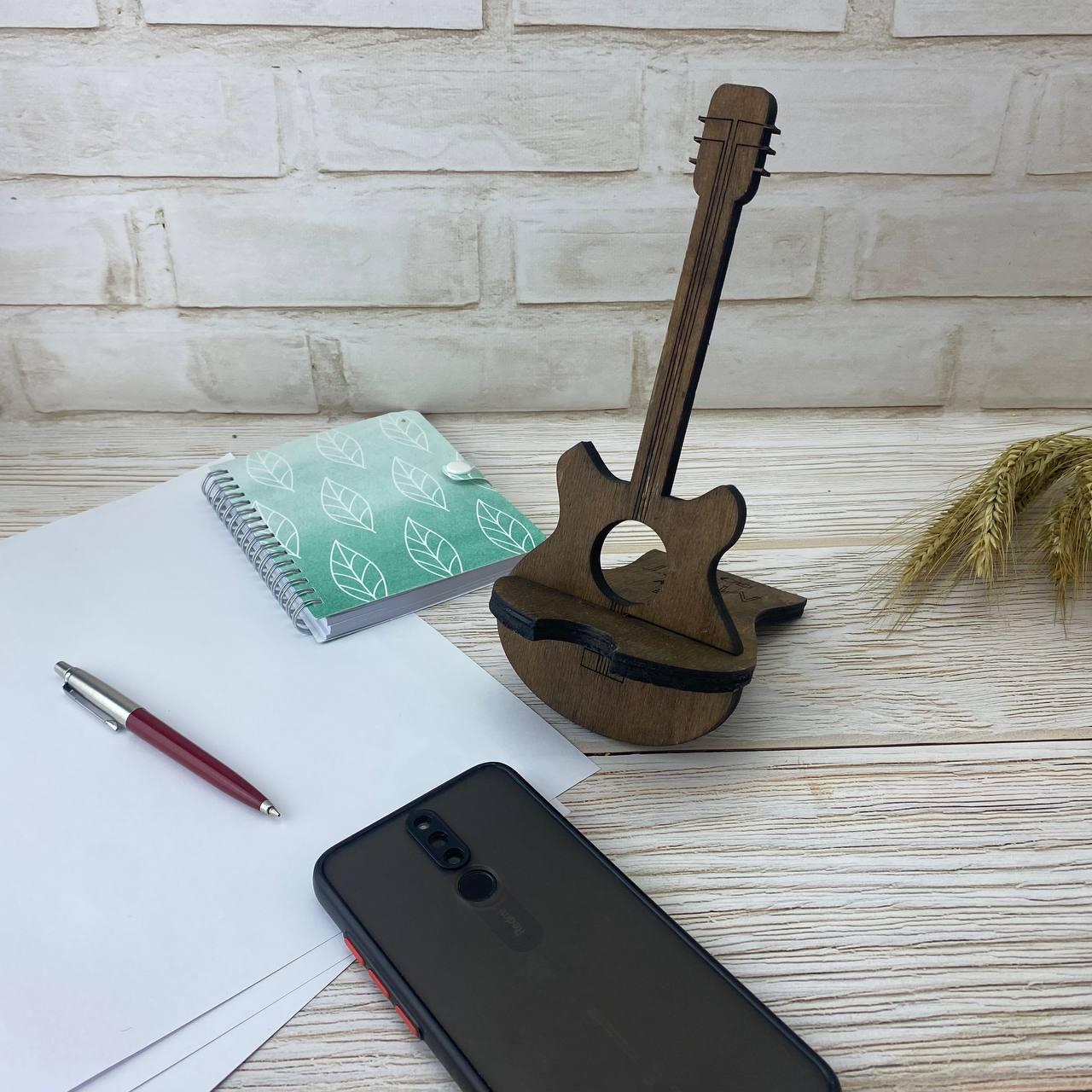 Підставка для телефону настільна Гітара з фанери (21051539) - фото 4 Підставка для телефону настільна Гітара з фанери (21051539) - фото 4