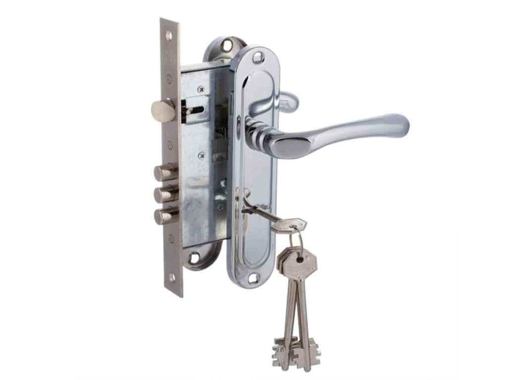 Замок врезной FZB СР 15-110-03 Хром (945327) Замок врезной FZB СР 15-110-03 Хром (945327)