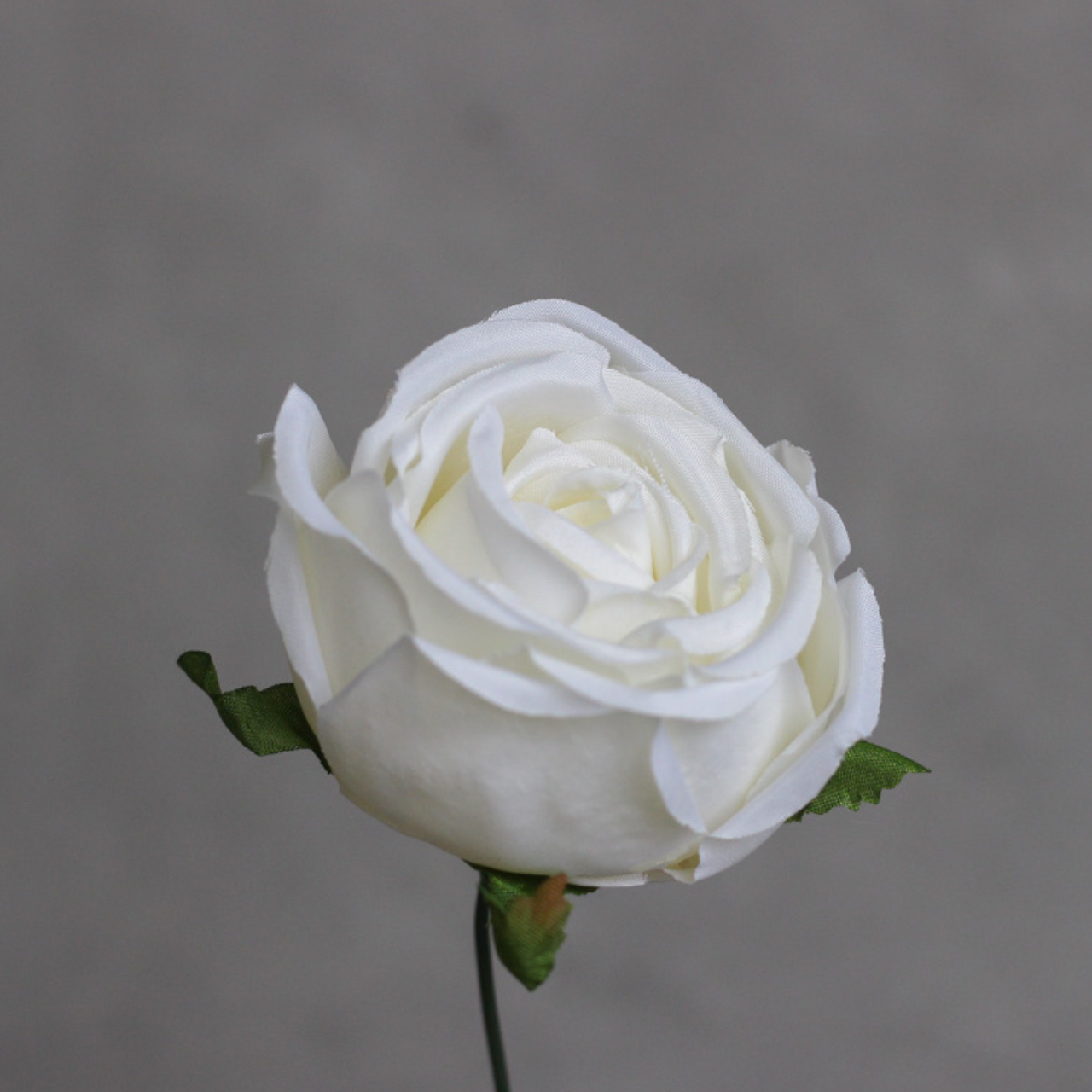 Бутон искусственный Роза Охара 7 см Белый (2563425811)