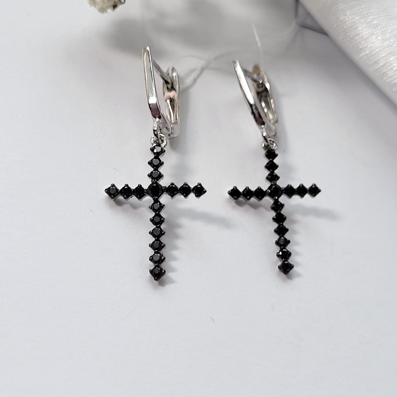 Серьги с подвеской Кресты с черными камнями серебро 925 пробы 2,40 г (5142р)