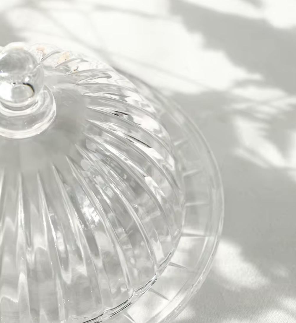 Блюдо скляне з кришкою Класична елегантність 19 см (40165) - фото 6 Блюдо скляне з кришкою Класична елегантність 19 см (40165) - фото 6