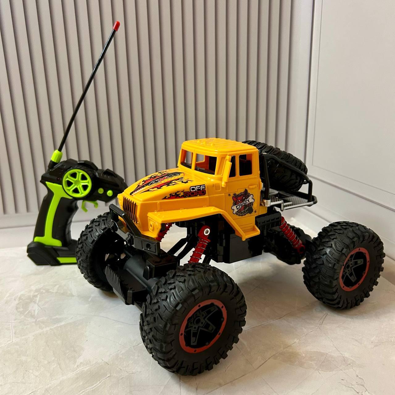 Машинка на радиоуправлении детская Джип Монстр Трак на пульте Желтый (G265106-091-215) Машинка на радиоуправлении детская Джип Монстр Трак на пульте Желтый (G265106-091-215)