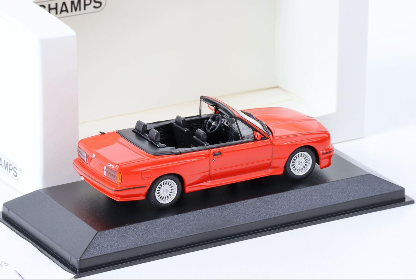 ᐉ Модель автомобиля Maxichamps 1:43 BMW M3 E30 Cabriolet Red