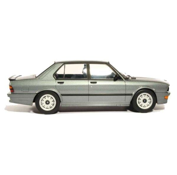 Модель автомобиля Norev 1:18 BMW M535i E28 Grey Metallic (183261) - фото 2 Модель автомобиля Norev 1:18 BMW M535i E28 Grey Metallic (183261) - фото 2