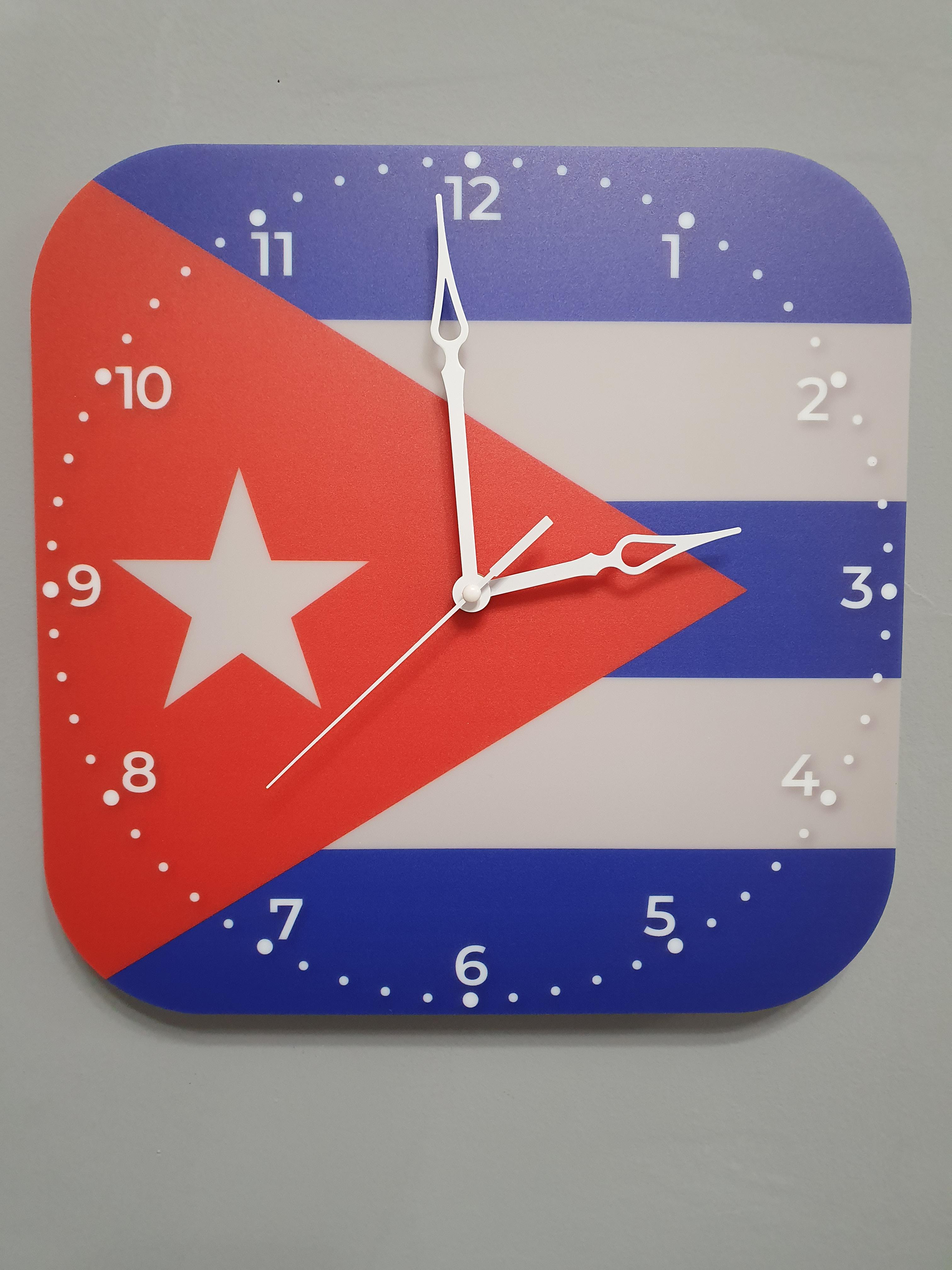 Часы настенные флаг Кубы (3736)