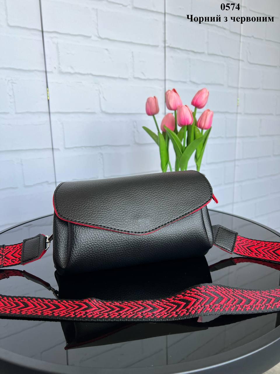 Сумка жіноча клатч крос-боді з екошкіри під клапаном на магніті 24х14 см Чорний (2683574762) - фото 3 Сумка жіноча клатч крос-боді з екошкіри під клапаном на магніті 24х14 см Чорний (2683574762) - фото 3