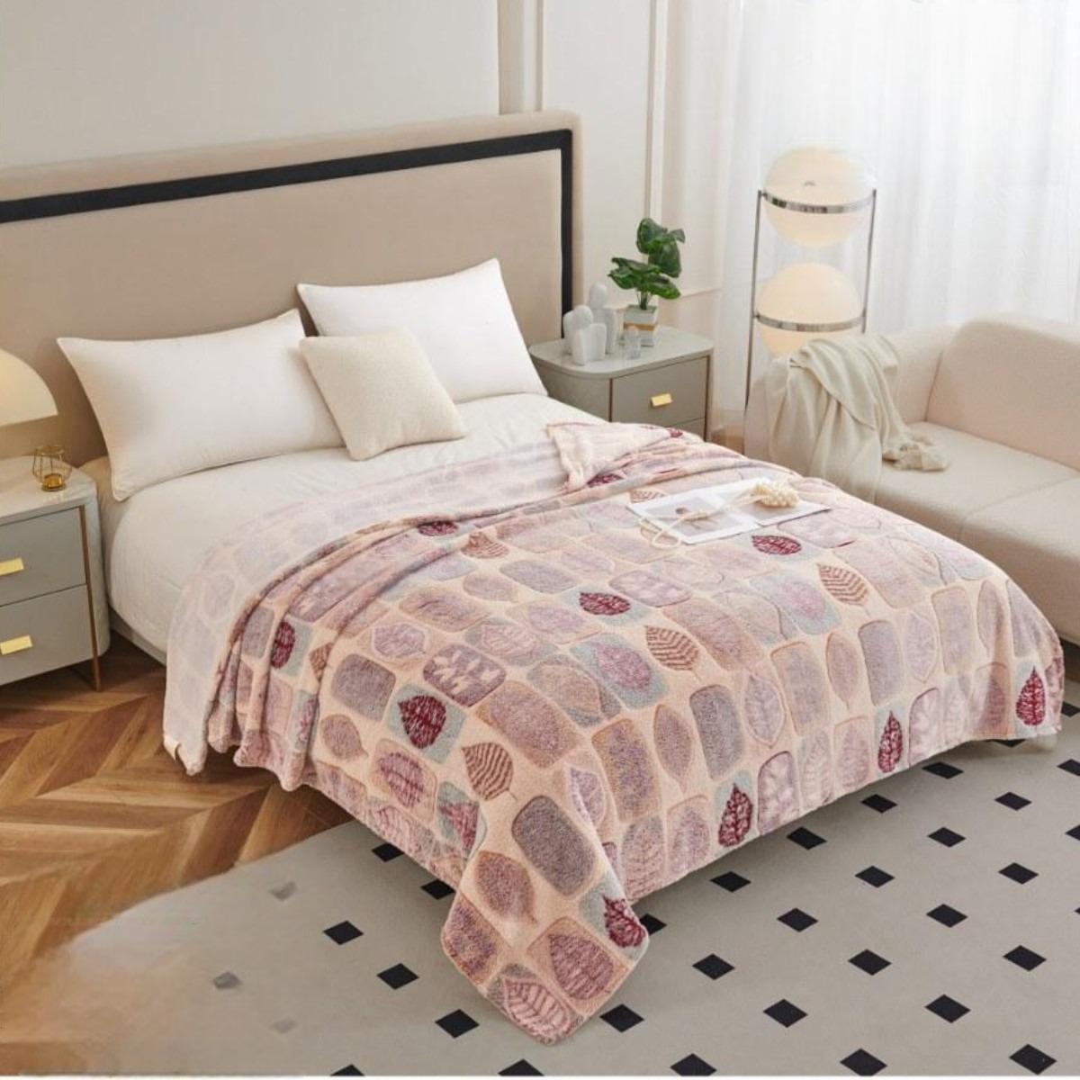 Плед Koloco Стрижка выбитый рисунок Листья евро 220х240 см Бежевый (40337)