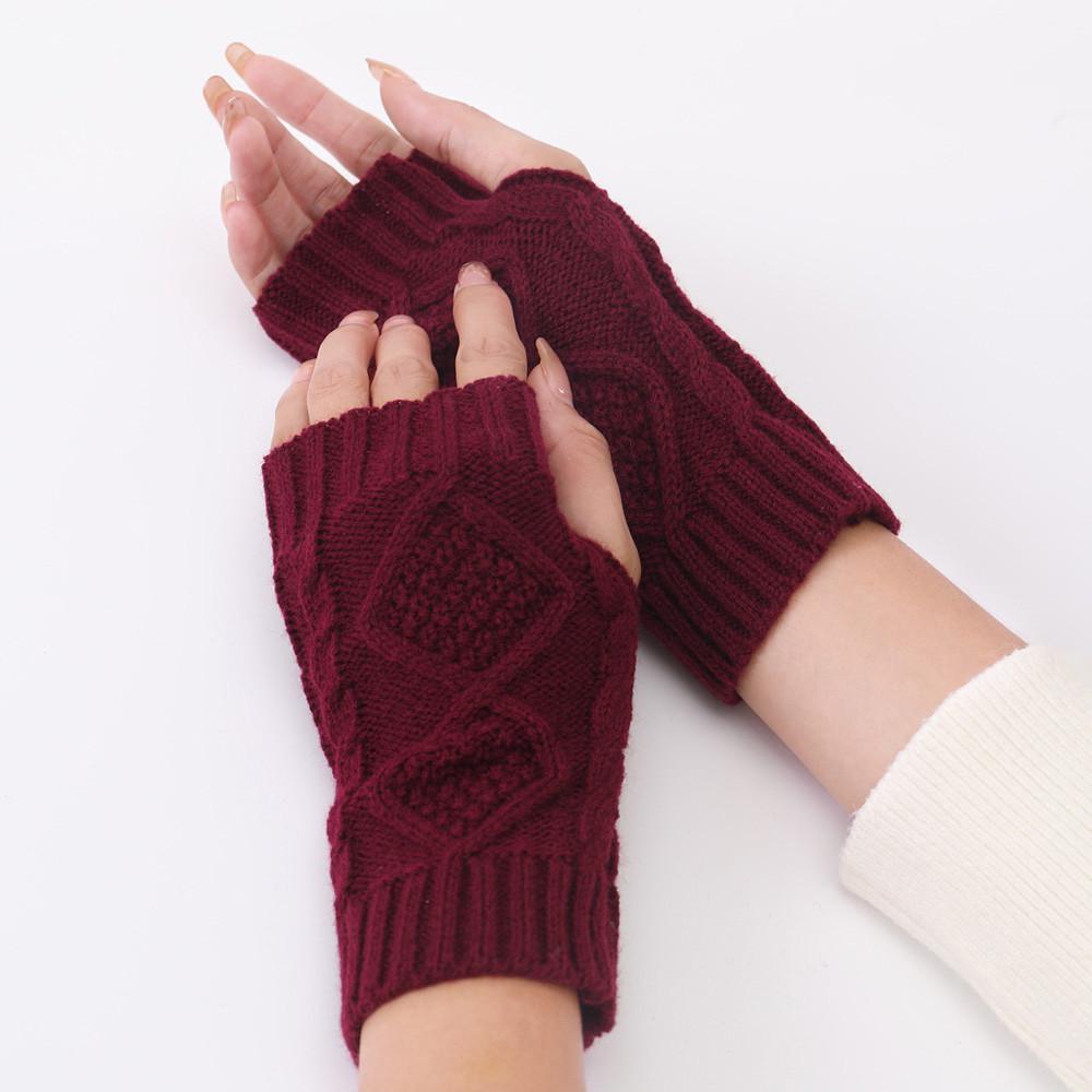 Мітенки в'язані з ромбами One size Бордовий (2423) - фото 2 Мітенки в'язані з ромбами One size Бордовий (2423) - фото 2