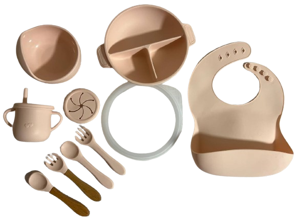 Набір дитячого посуду із секційною тарілкою та пляшечкою (74375)