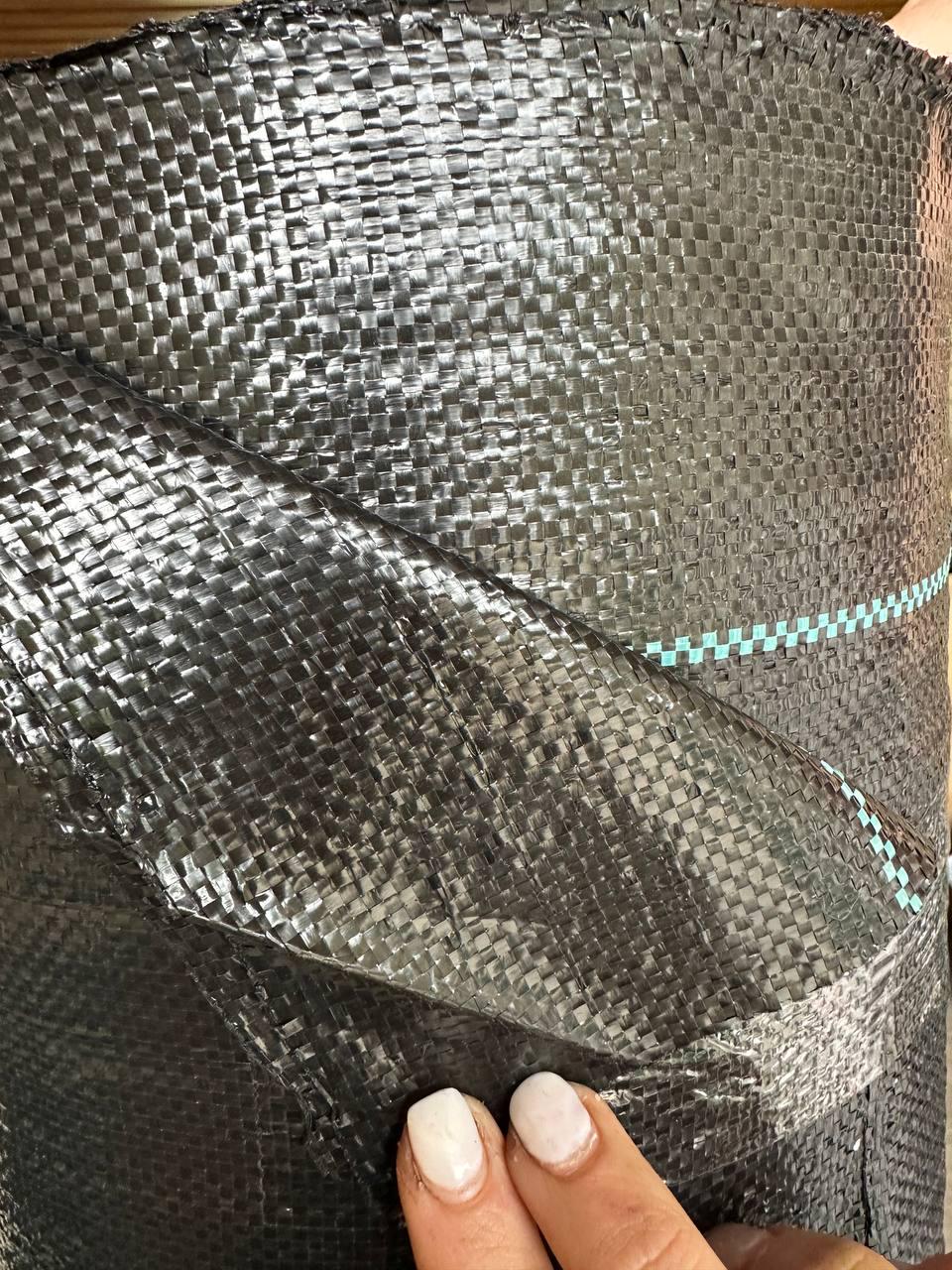 Агротканина Agreen 85 г/м2 3,2x20 м Чорний (1400) - фото 6 Агротканина Agreen 85 г/м2 3,2x20 м Чорний (1400) - фото 6