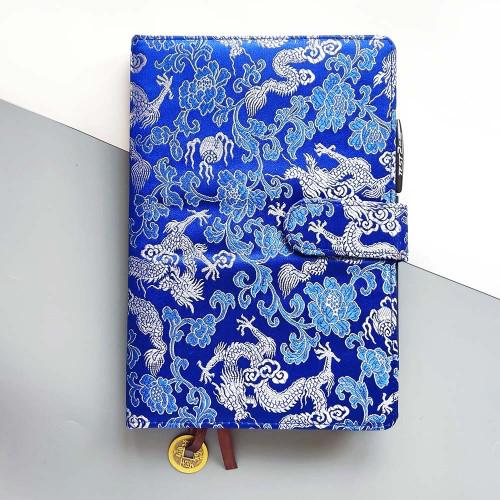 Блокнот парчовый Восточный Серебряный дракон с гелевой ручкой