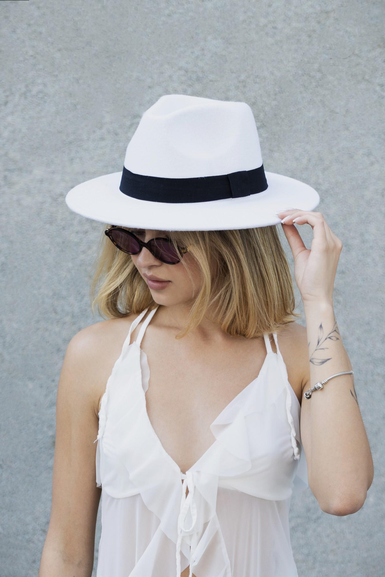 Шляпа женская Without Fedora с лентой White (8049691)