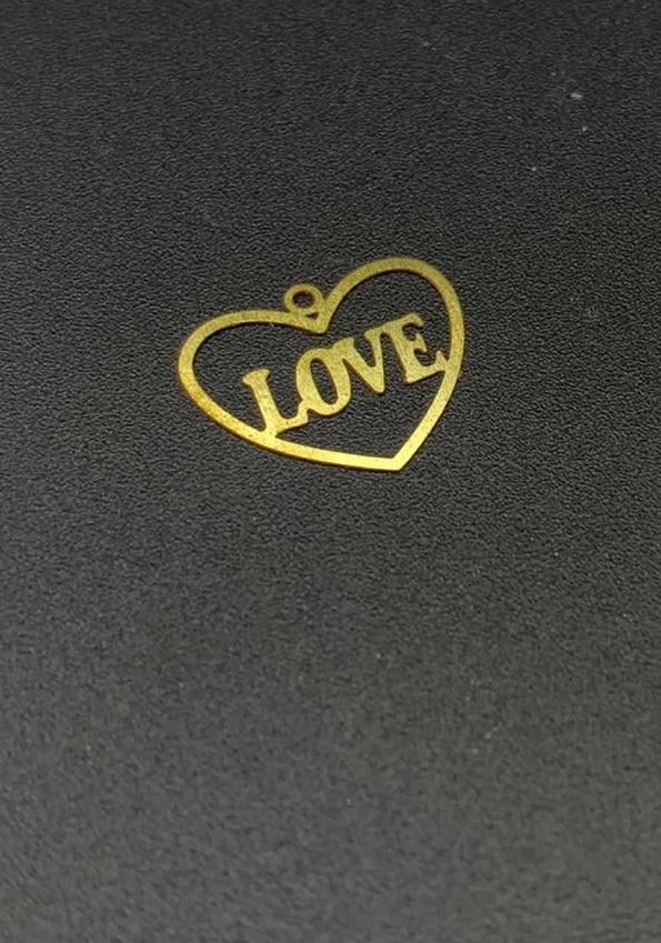 Декоративный элемент металлический из меди Сердце Love 16х13 мм Золотистый (С-998) Декоративный элемент металлический из меди Сердце Love 16х13 мм Золотистый (С-998)