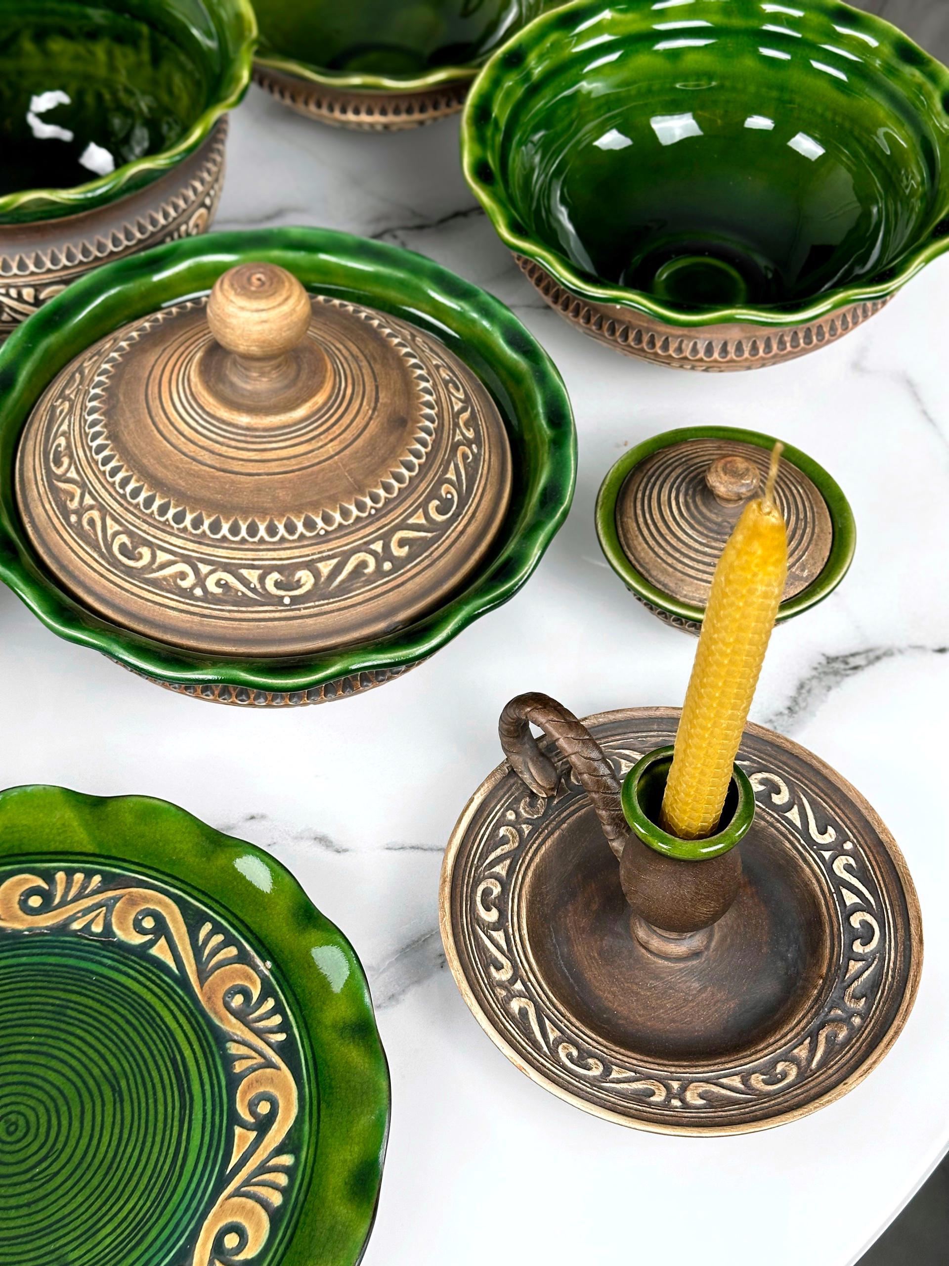 Набор глиняной посуды Рождественский Двенадцать блюд Гражда на 6 человек Коричневый (17019-37) - фото 6 Набор глиняной посуды Рождественский Двенадцать блюд Гражда на 6 человек Коричневый (17019-37) - фото 6