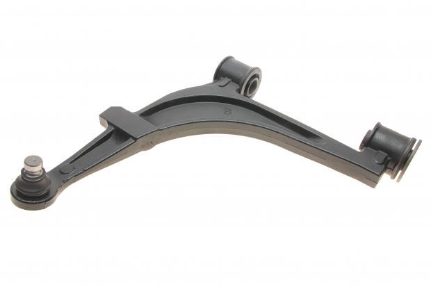 Рычаг подвески передний/снизу L Renault Master/Opel Movano/Nissan Interstar 00- с шаровой (VKDS 326017 B)