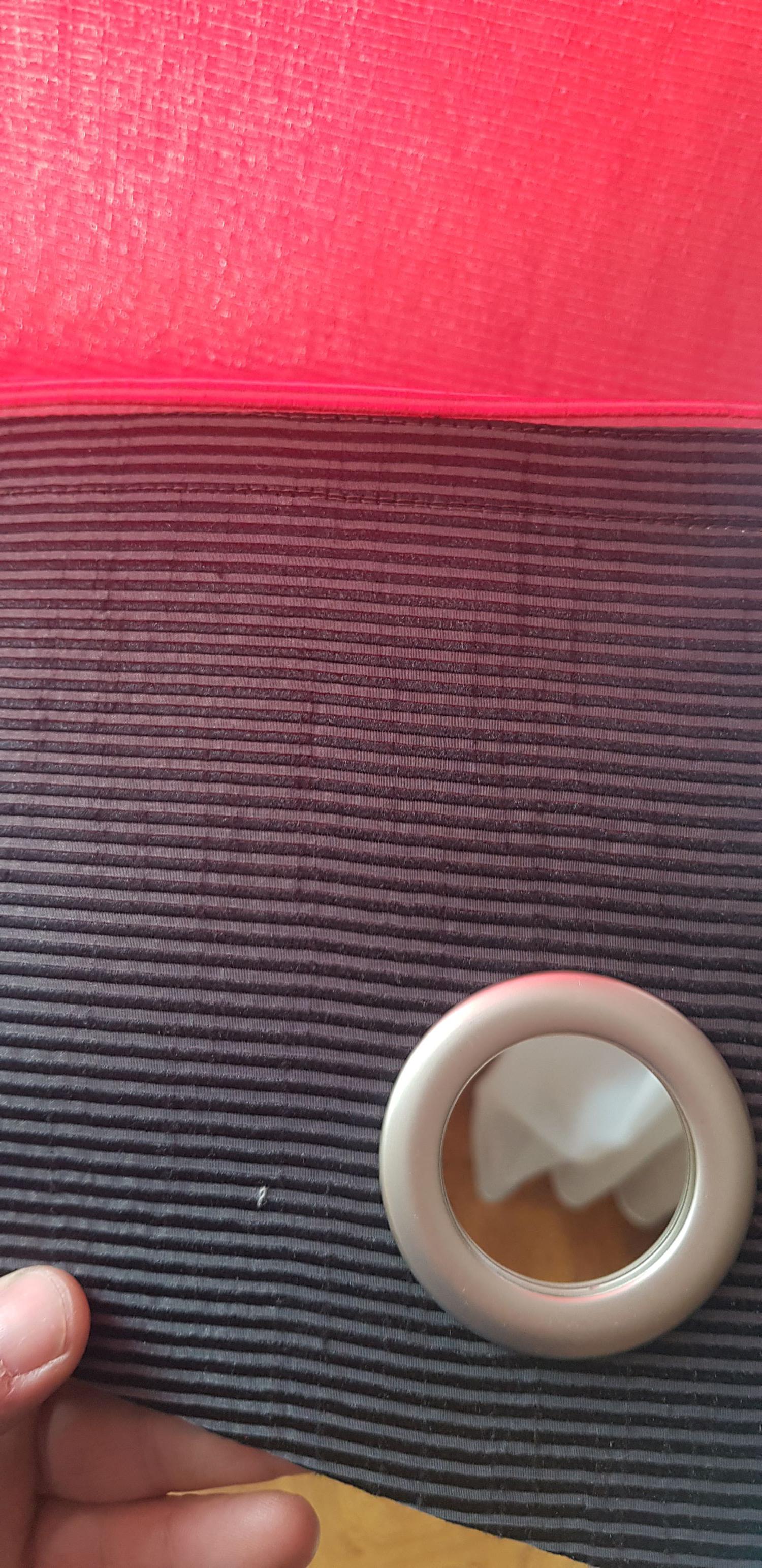 Комплект панельних фіранок Firanka City 5 шт. карниз 205 см Червоний з чорним (71_5п) - фото 4 Комплект панельних фіранок Firanka City 5 шт. карниз 205 см Червоний з чорним (71_5п) - фото 4