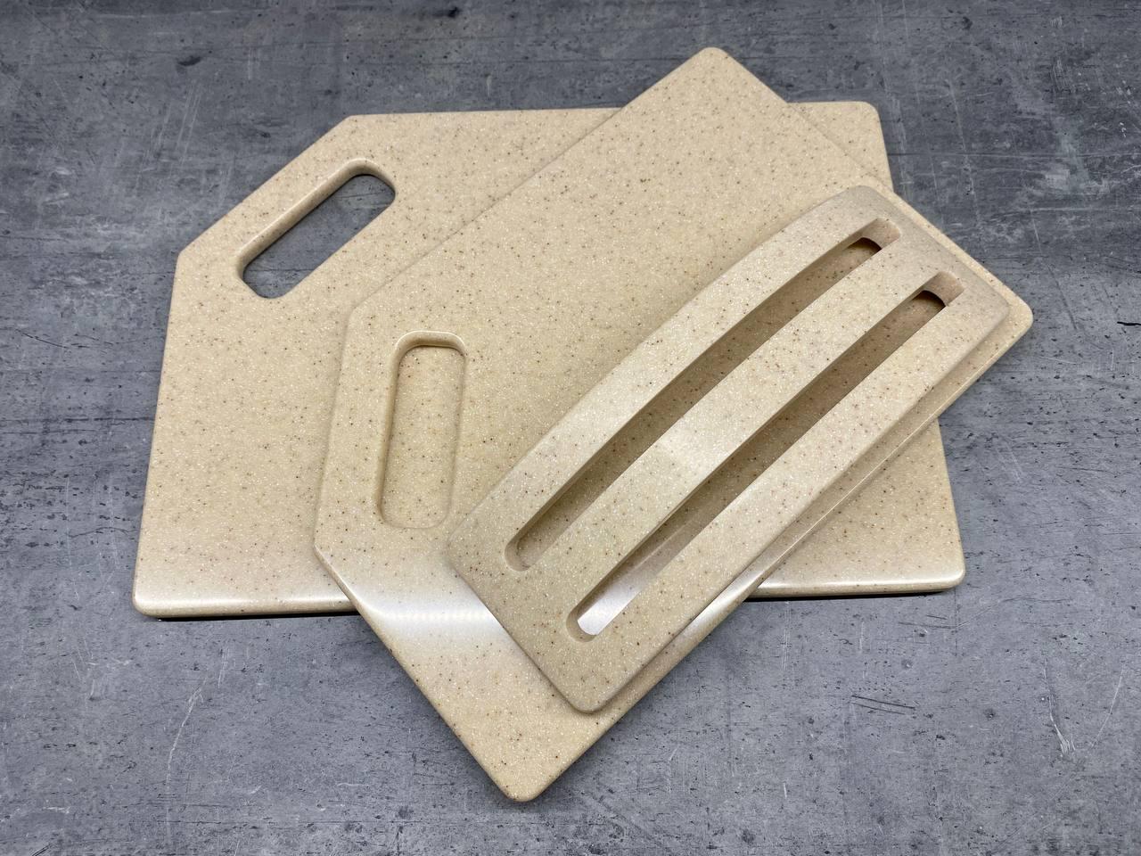 Набір дошок кухонних Gold Brown зі штучного акрилового каменю на підставці 2 шт. - фото 3 Набір дошок кухонних Gold Brown зі штучного акрилового каменю на підставці 2 шт. - фото 3