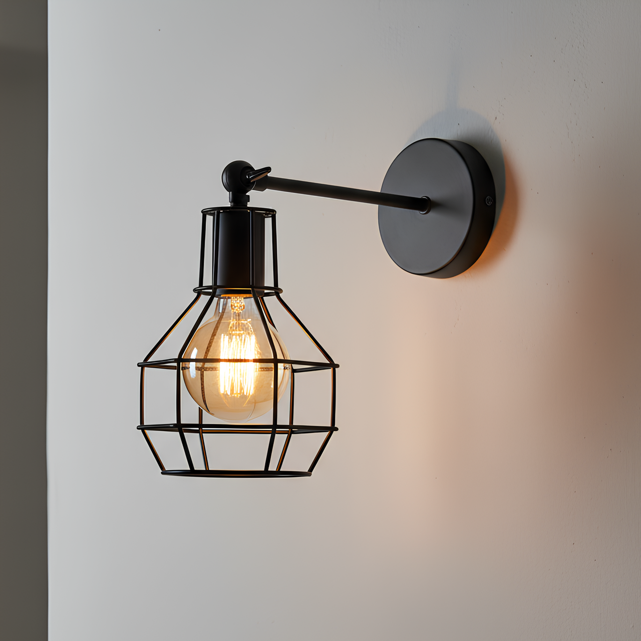 Бра Valeso с поворотным плафоном под лампу Е27 Черный (BD679-1 BK)