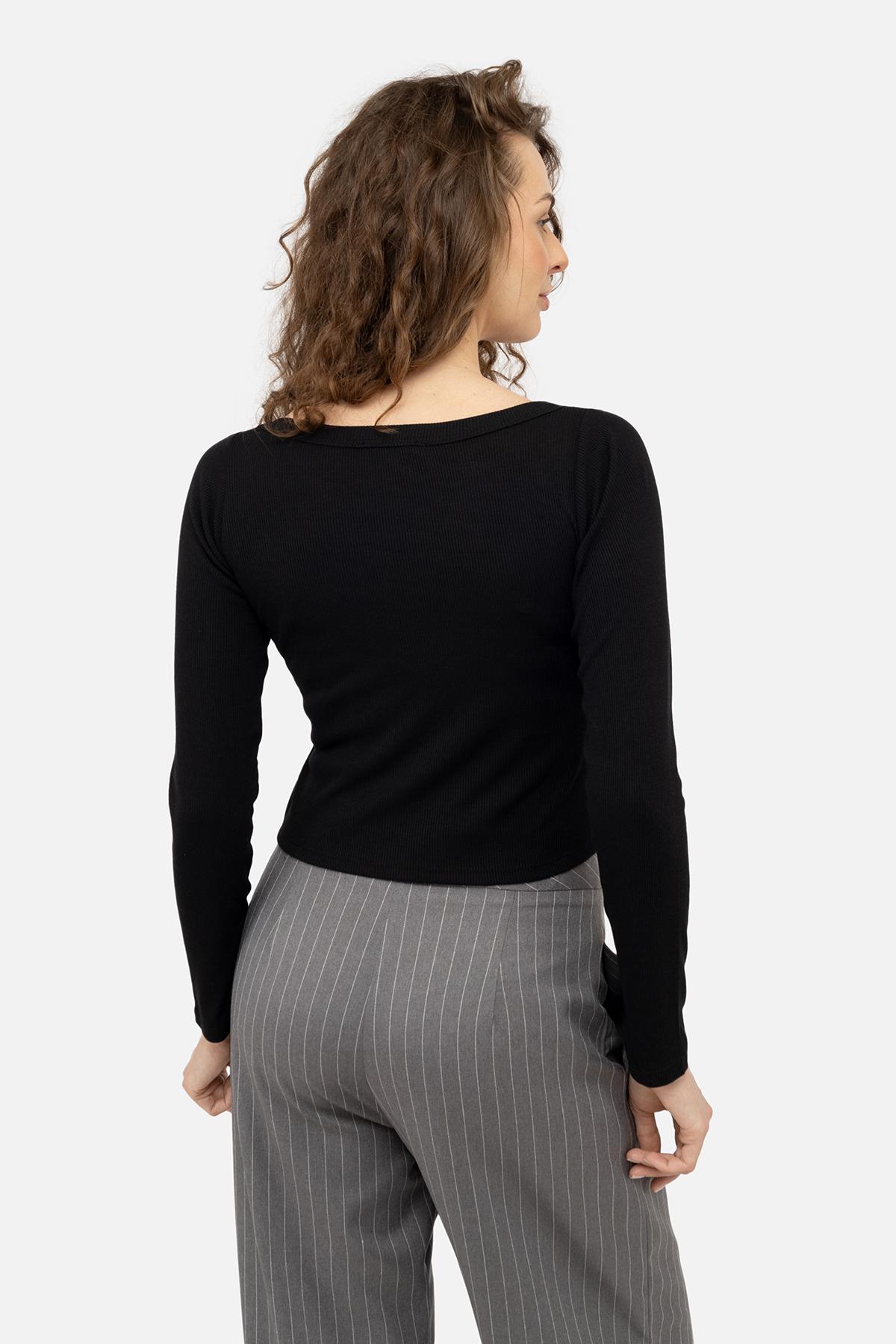 Лонгслів жіночий ЦБ-00242079 р. 42 Чорний (SKT000963419) - фото 4 Лонгслів жіночий ЦБ-00242079 р. 42 Чорний (SKT000963419) - фото 4