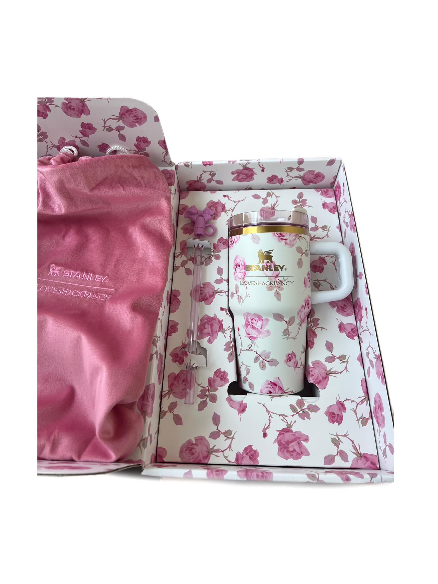 Термокружка Stanley Love Shack Fancy у подарунковій коробці 20 oz 591 мл Білий (28459029) Термокружка Stanley Love Shack Fancy у подарунковій коробці 20 oz 591 мл Білий (28459029)