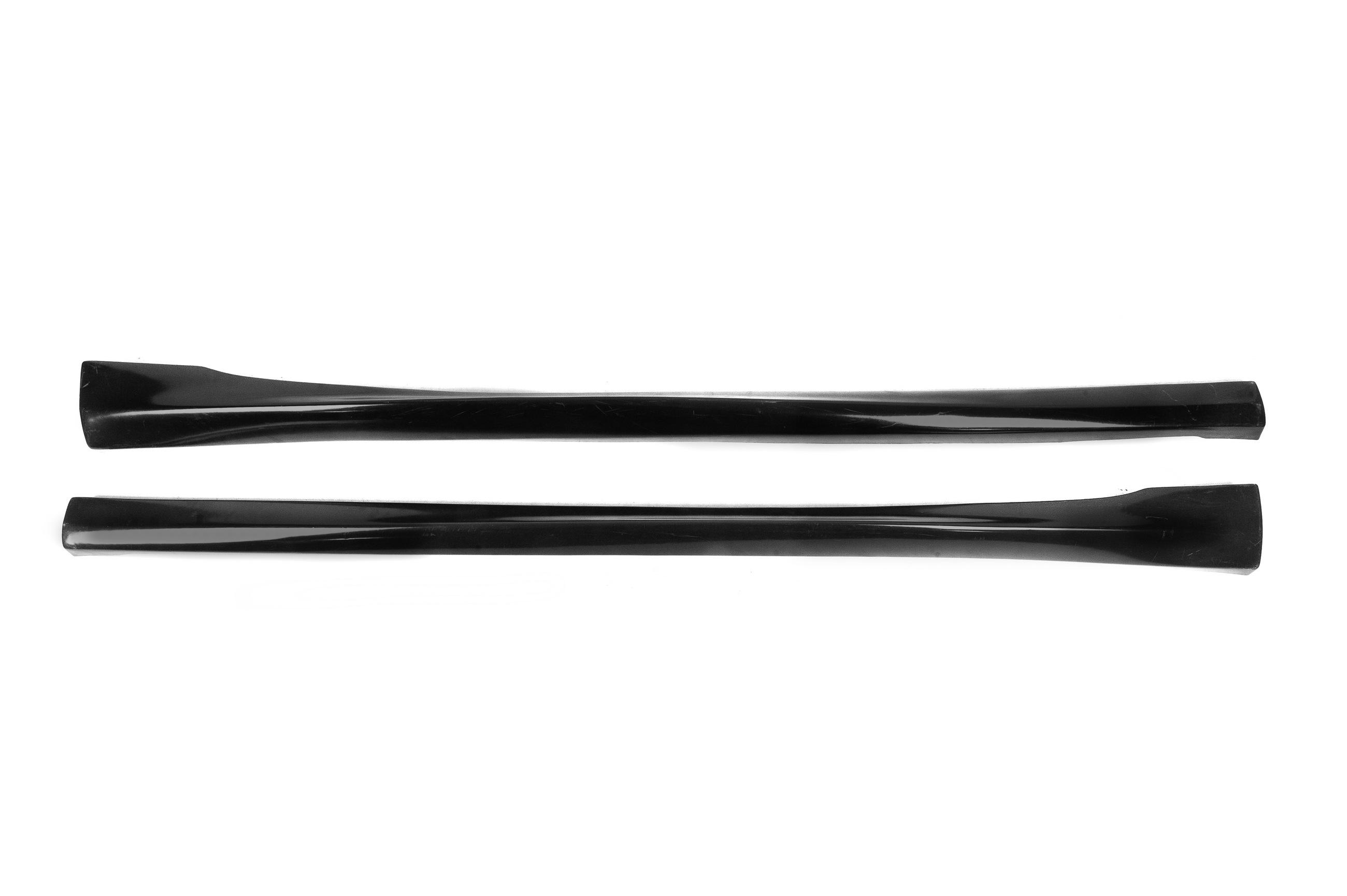 Боковые пороги DPT V-1 для Audi A4 B8 2007-2015 гг. abs-пластик под покраску (130665)