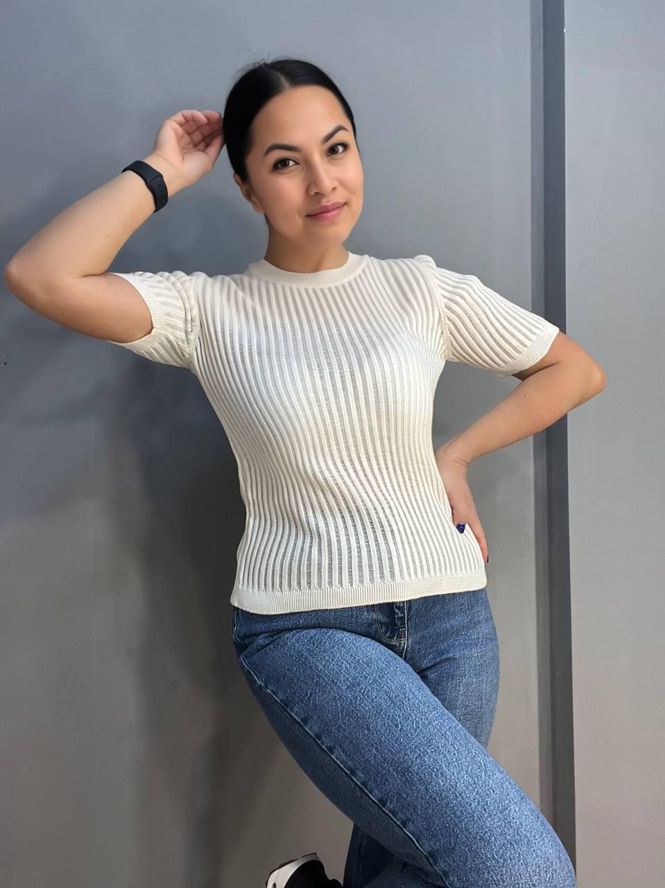 Реглан женский KARON 10624 ажурная вязка полоса лапша полупрозрачный короткий рукав OS Молочный (1353) - фото 6 Реглан женский KARON 10624 ажурная вязка полоса лапша полупрозрачный короткий рукав OS Молочный (1353) - фото 6