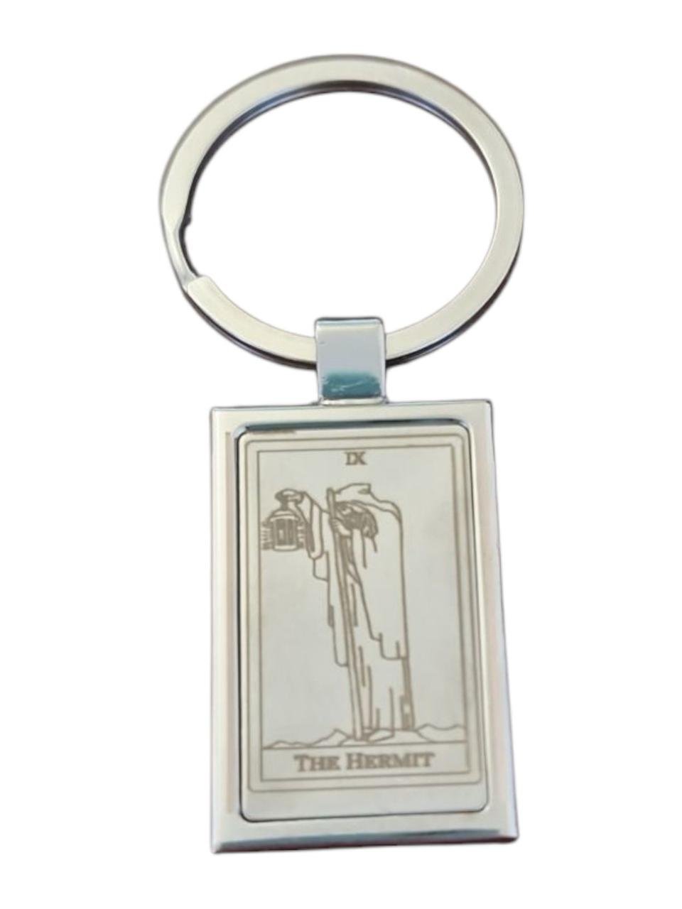 Брелок металлический для ключей с картой Таро Отшельник 80 мм двусторонний Брелок металлический для ключей с картой Таро Отшельник 80 мм двусторонний