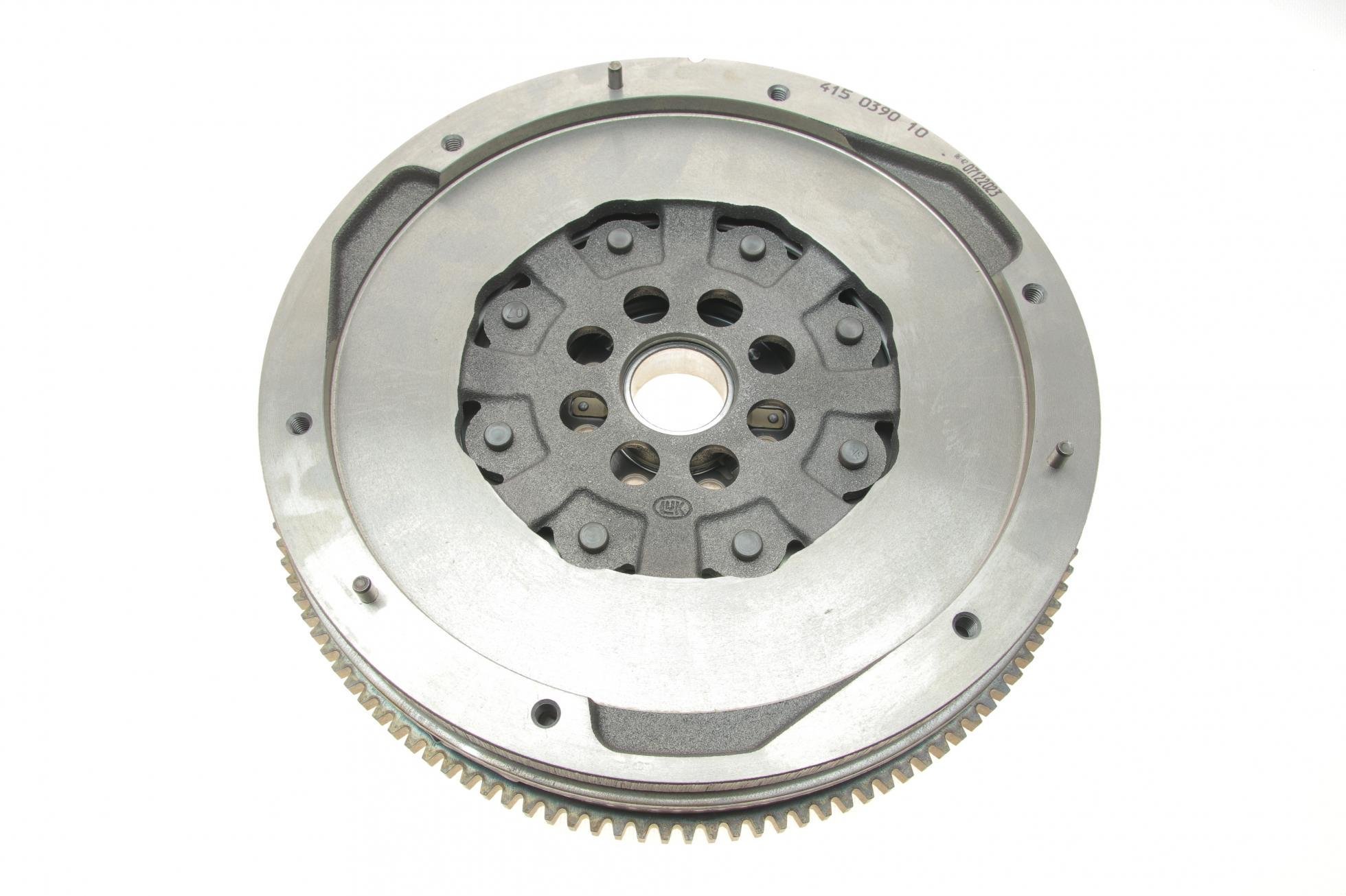 Маховик LUK 415 0390 10