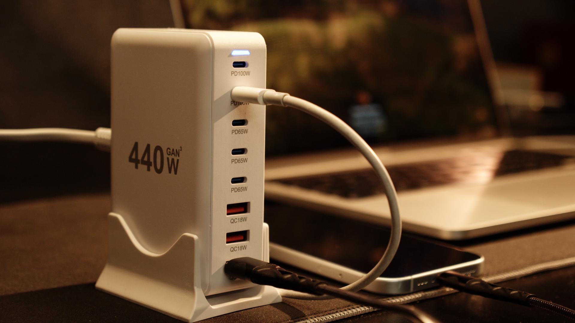 Зарядное устройство быстрое GAN3 PD power delivery восемь портов 440 Вт - фото 9 Зарядное устройство быстрое GAN3 PD power delivery восемь портов 440 Вт - фото 9