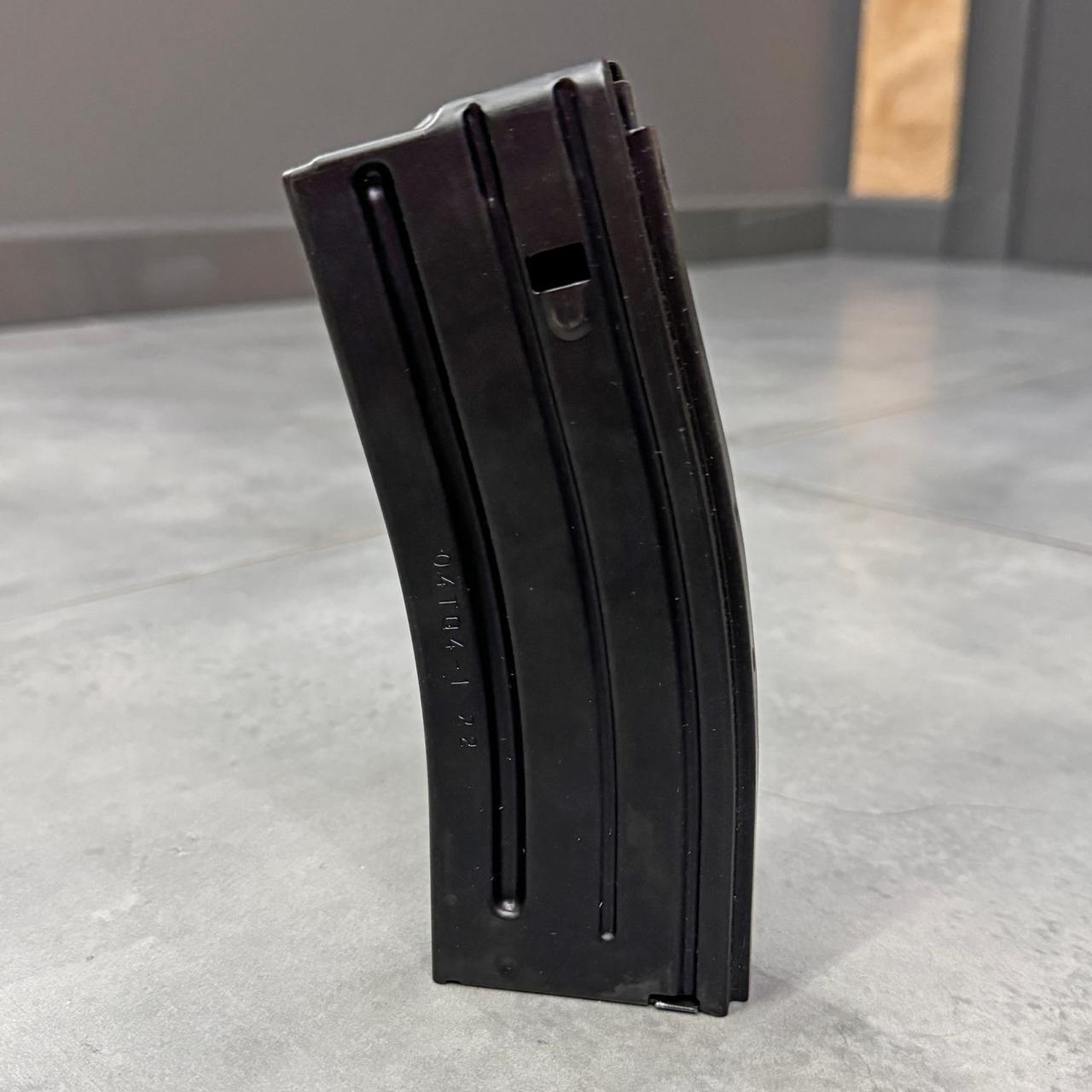 Магазин металевий на 30 патронів 5,56х45 NATO 223 Rem для AR15/M4/M16 Чорний (246942) - фото 5 Магазин металевий на 30 патронів 5,56х45 NATO 223 Rem для AR15/M4/M16 Чорний (246942) - фото 5