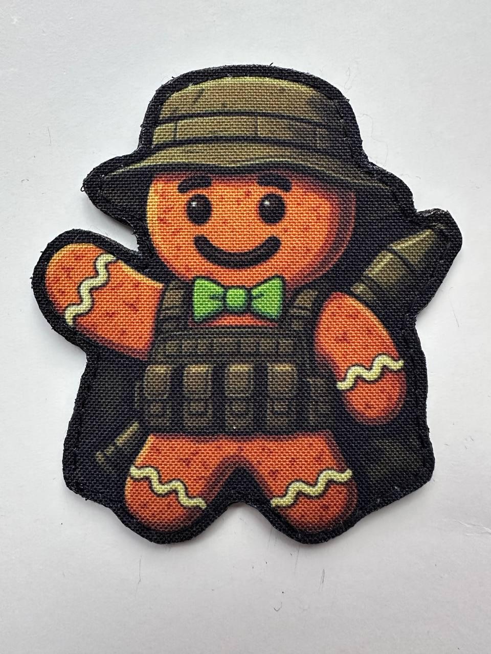 Шеврон Пряничный человечек с минометным фигурный на липучке (GINGERBREAD_MINOMET)