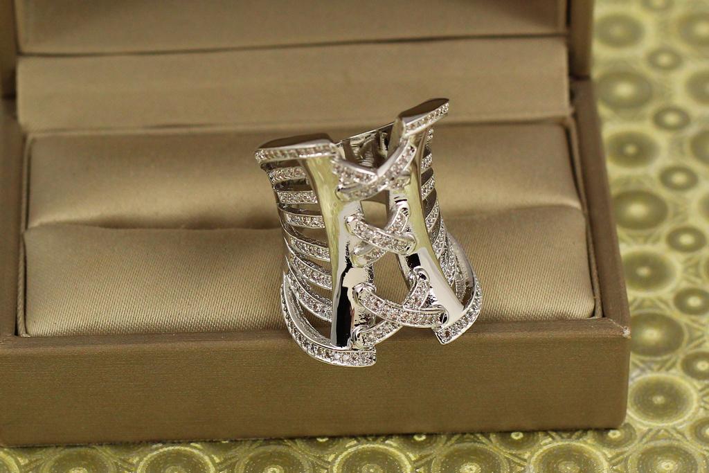 Кольцо Xuping Jewelry Корсет р 16 Серебристый (34089696)