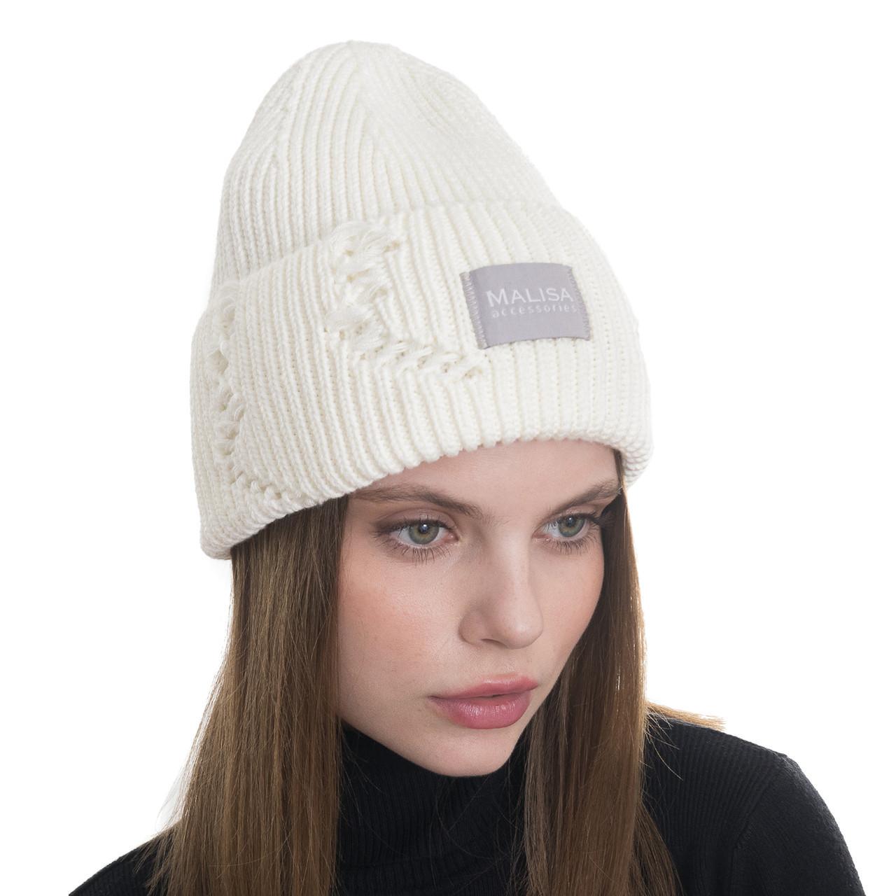 Шапка жіноча Malisa БРУНО без підкладки рвана з емблемою на відвороті one size Молочний (253353) - фото 1 Шапка жіноча Malisa БРУНО без підкладки рвана з емблемою на відвороті one size Молочний (253353) - фото 1