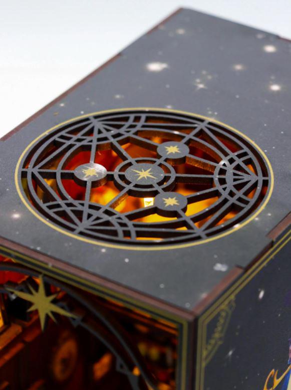 Румбокс книжный 3D DIY CuteBee Бук Нук Магическая Мастерская со светом - фото 13