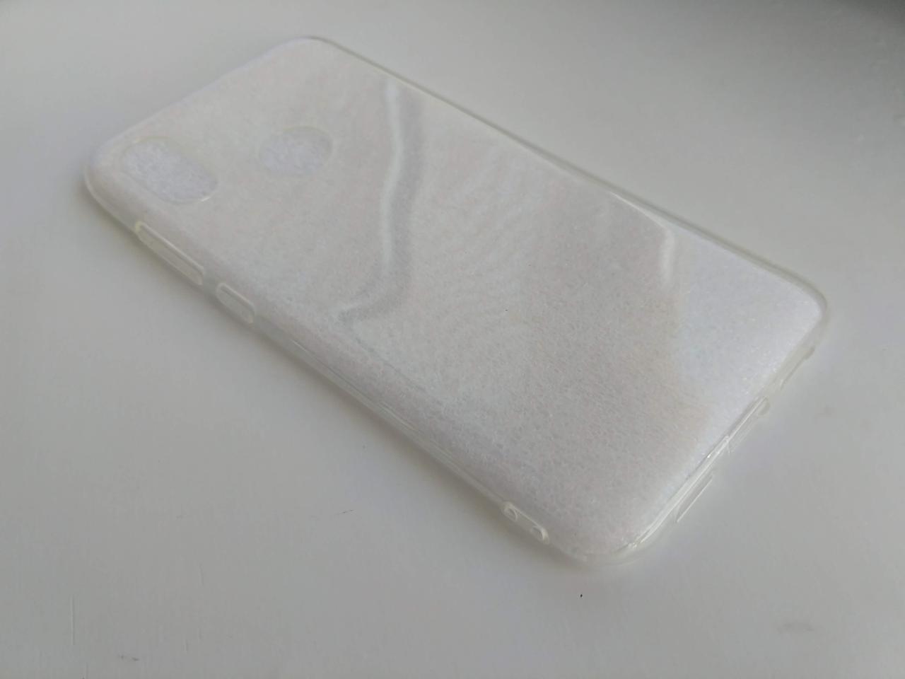 Силиконовый чехол Xiaomi Mi 8 ультратонкий Прозрачный - фото 3 Силиконовый чехол Xiaomi Mi 8 ультратонкий Прозрачный - фото 3